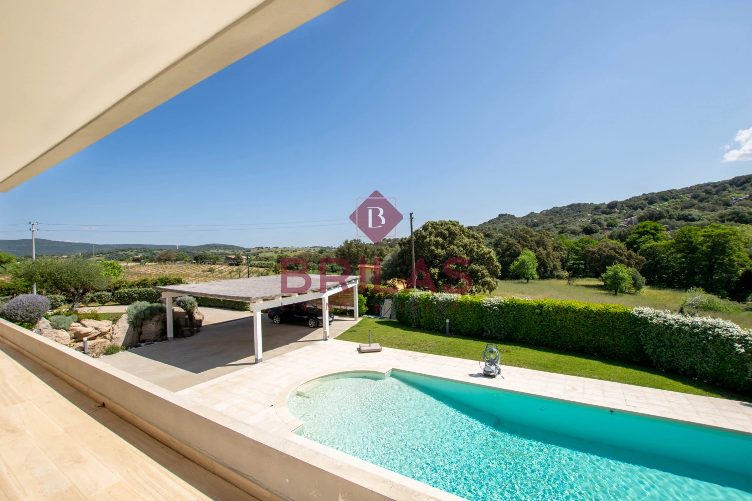 Modern Luxury Villa For Sale in Calangianus