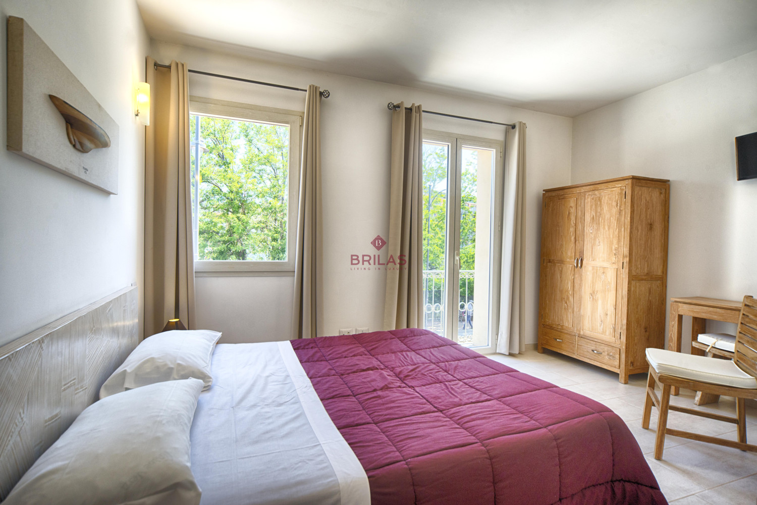 Olbia centro, antico ed elegante palazzo completamente ristrutturato ed adibito a Bed and Breakfast
