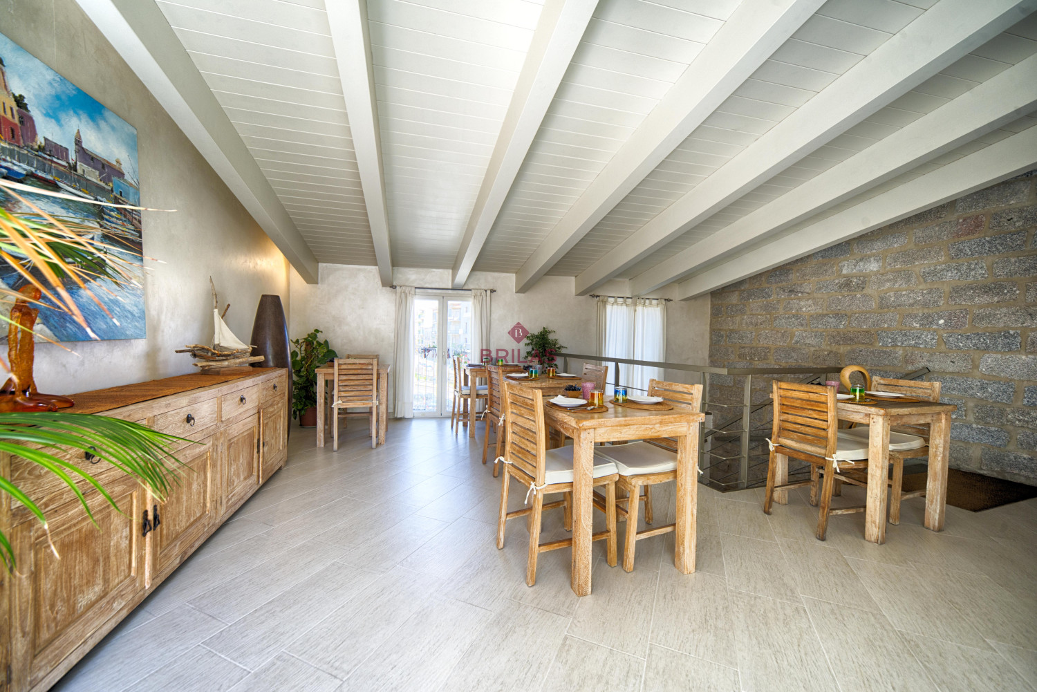 Olbia centro, antico ed elegante palazzo completamente ristrutturato ed adibito a Bed and Breakfast