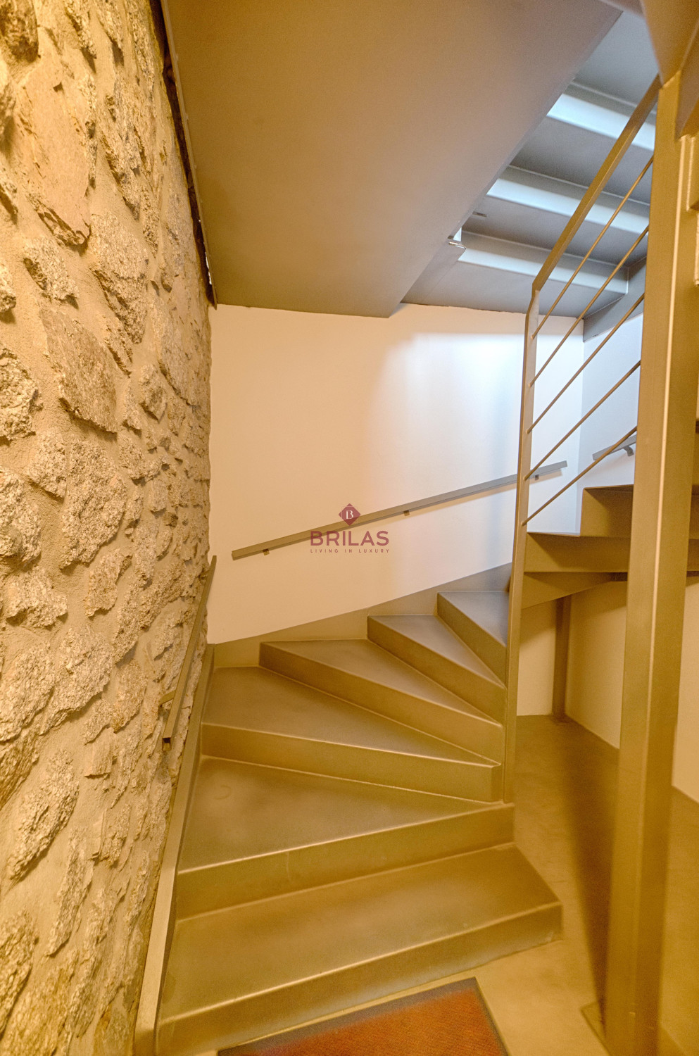 Olbia centro, antico ed elegante palazzo completamente ristrutturato ed adibito a Bed and Breakfast