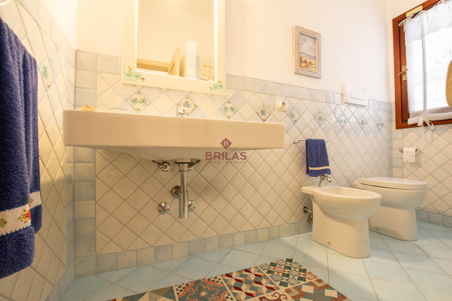 Arzachena: detached villa on one level with panoramic view