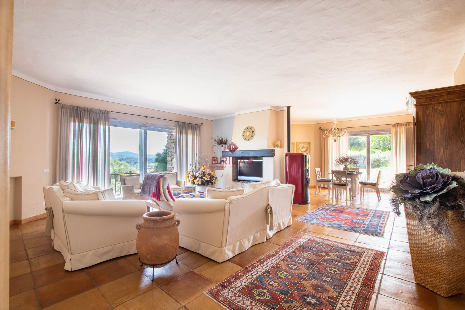 Arzachena: detached villa on one level with panoramic view