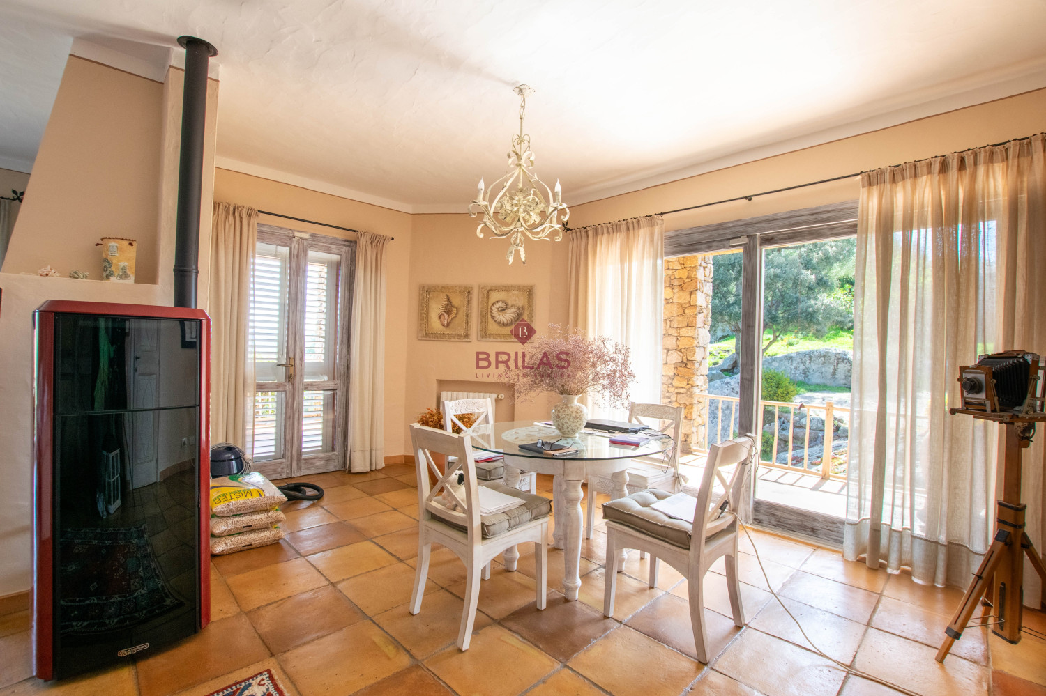 Arzachena: detached villa on one level with panoramic view