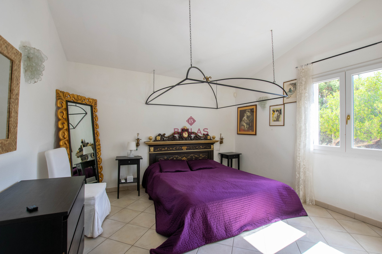 Villa in località La Mendula, Arzachena, con ampio terreno a pochi minuti dalle spiagge della Costa Smeralda