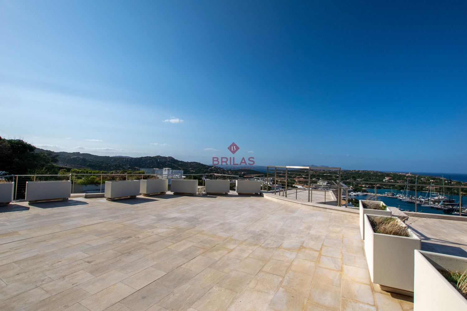 Elegante appartamento con vista mozzafiato a Porto Cervo