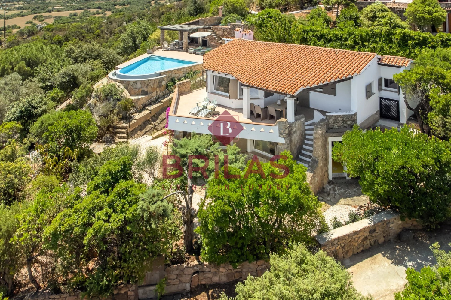 Cala Girgolu - Villa vista mare con piscina