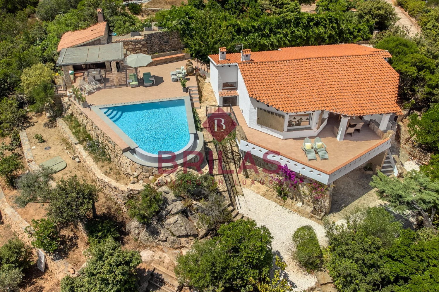 Cala Girgolu - Villa vista mare con piscina