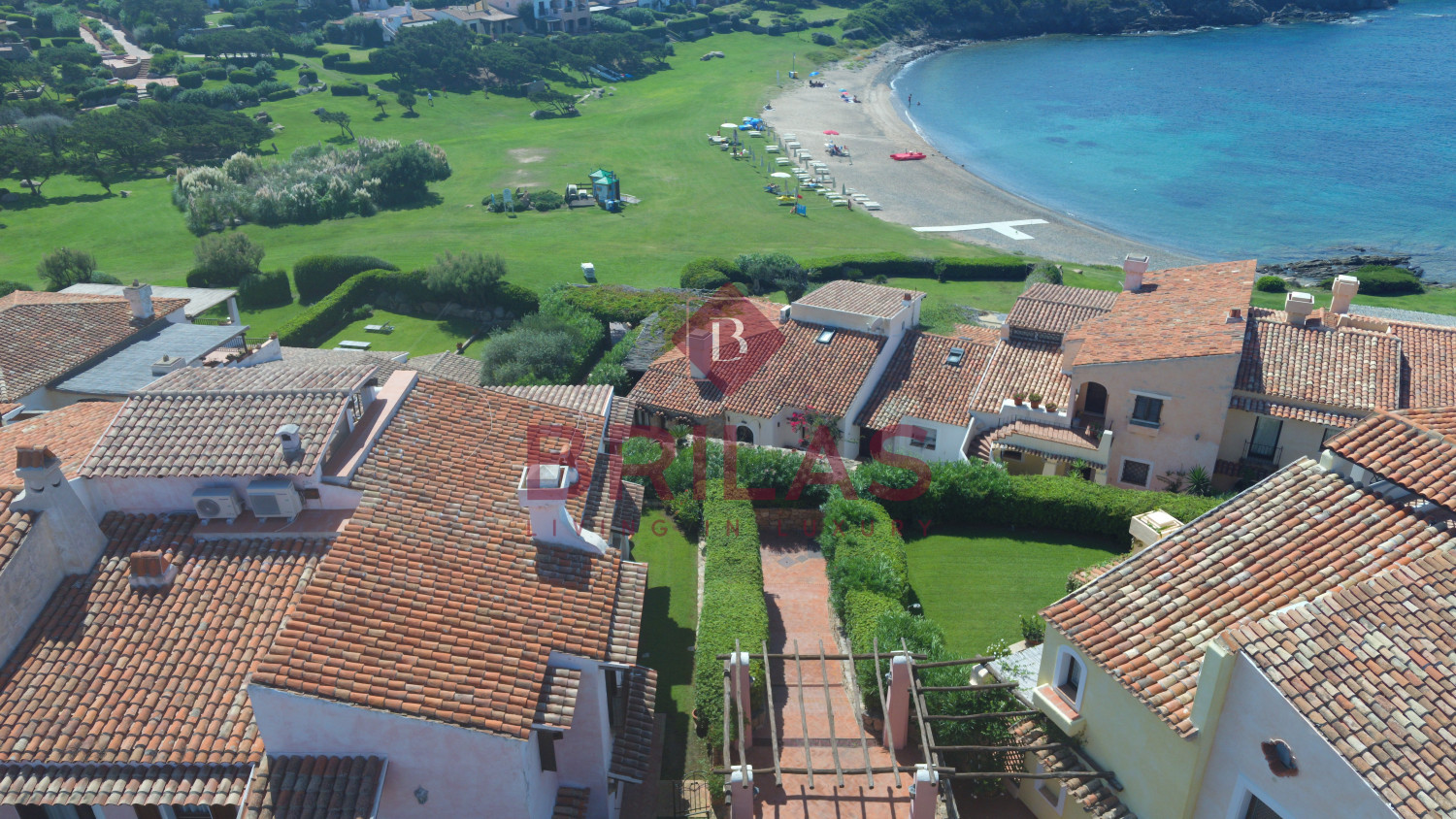 Elegante appartamento sul mare a Cala del Faro