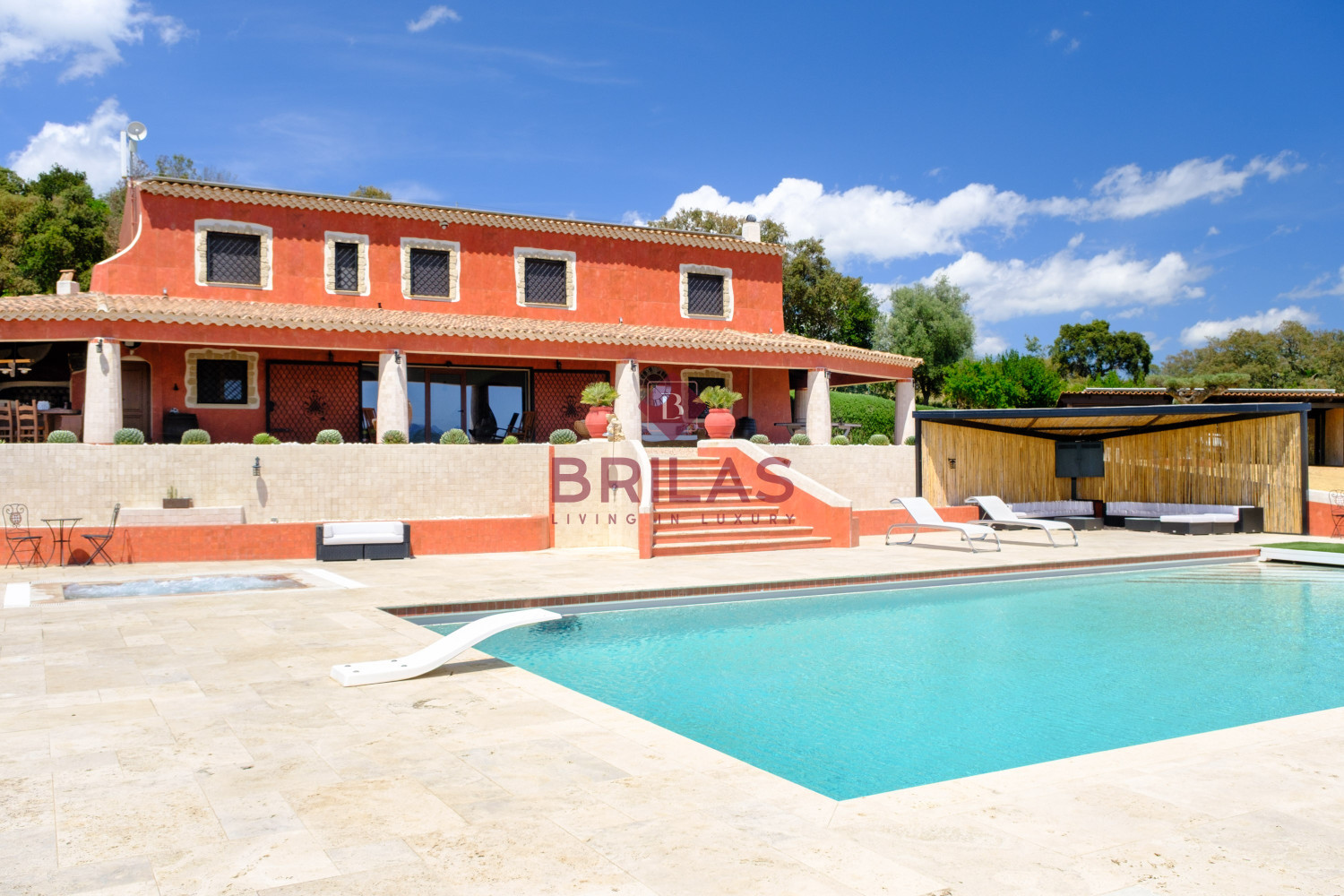Elegance and Nature in Telti