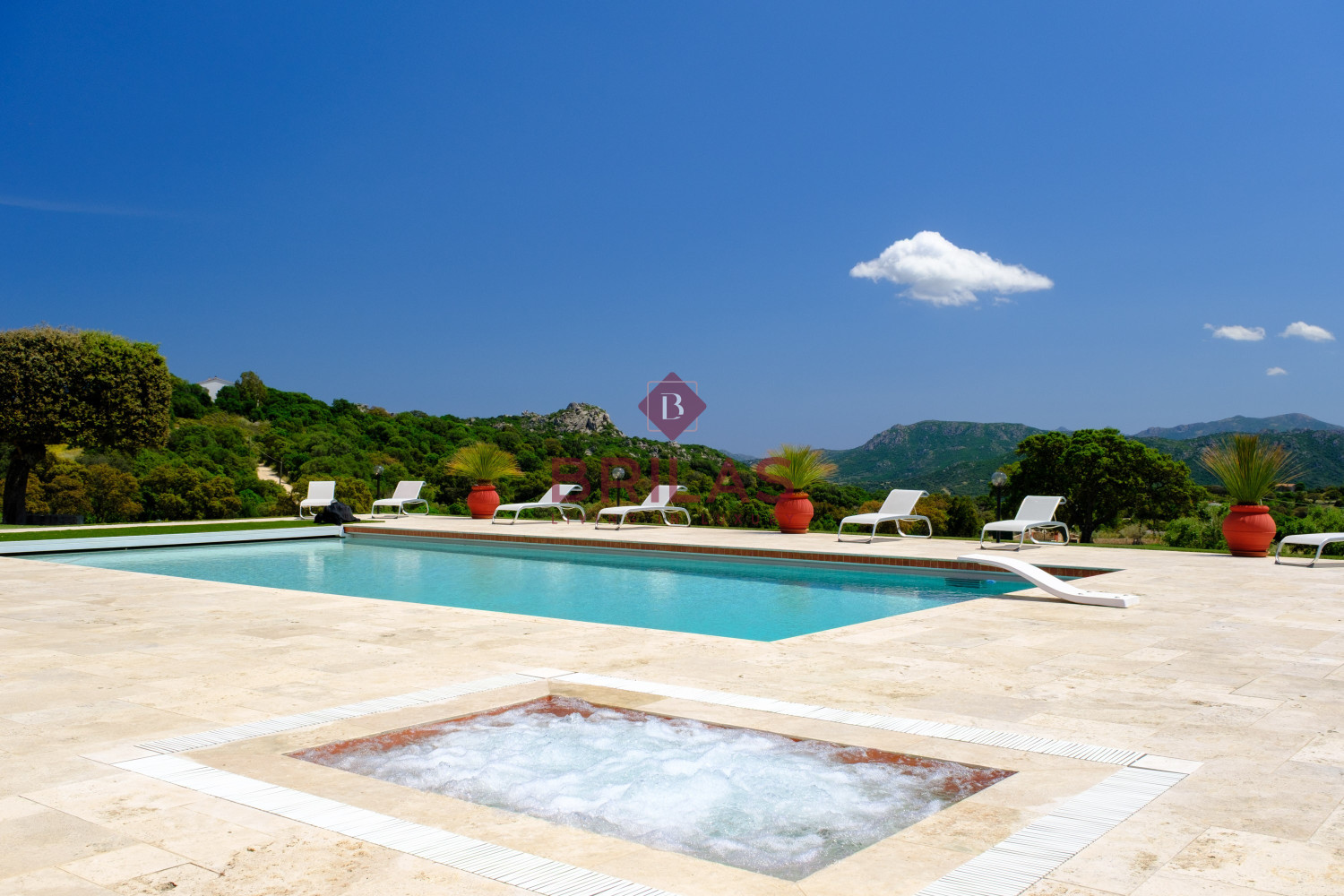 Elegance and Nature in Telti