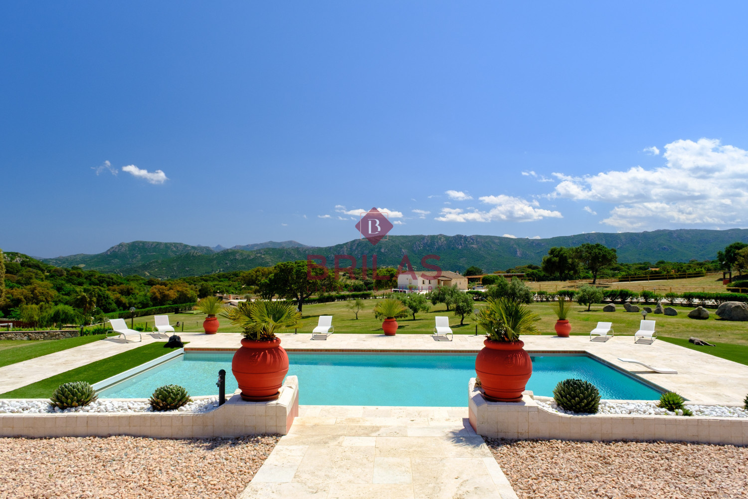 Elegance and Nature in Telti