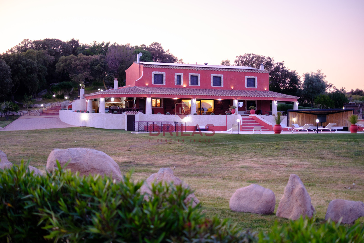 Elegance and Nature in Telti