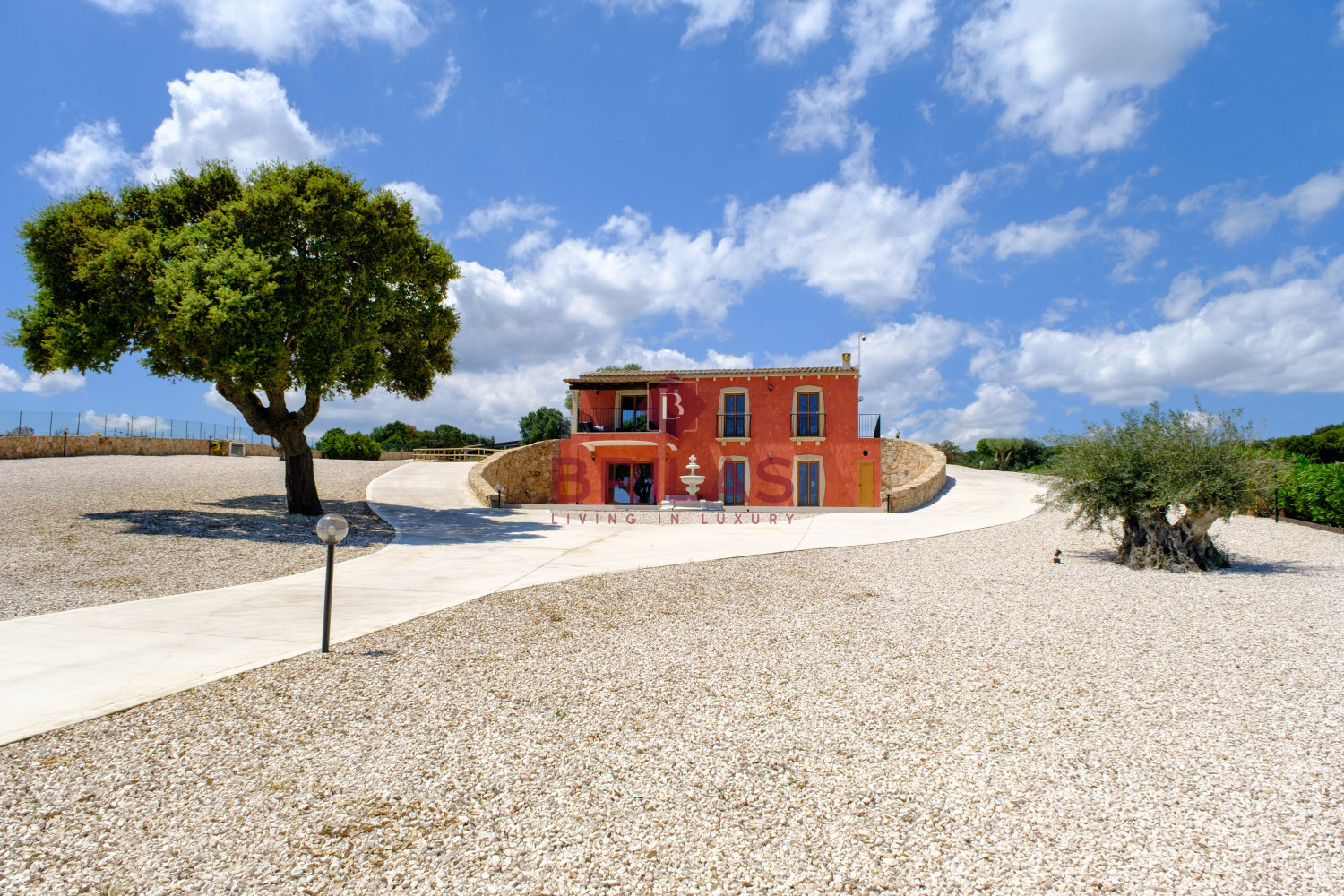 Elegance and Nature in Telti