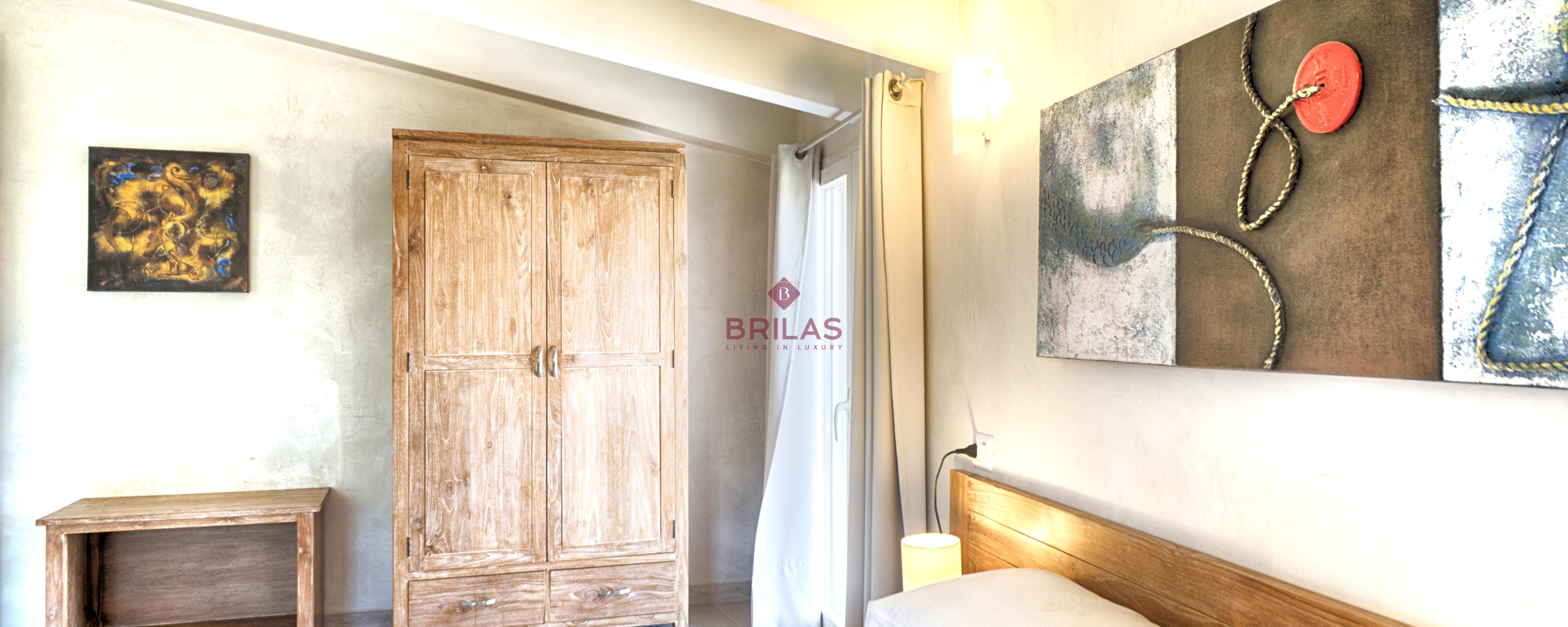 Olbia centro, antico ed elegante palazzo completamente ristrutturato ed adibito a Bed and Breakfast