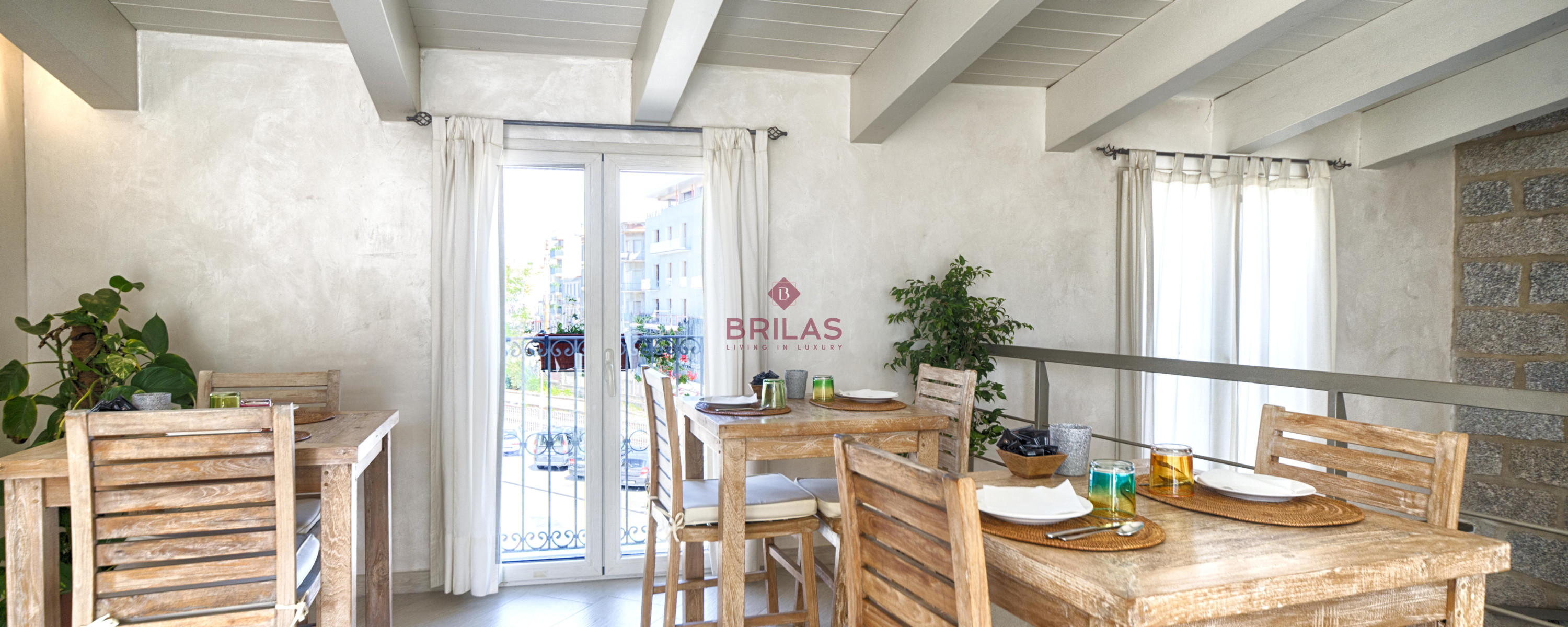Olbia centro, antico ed elegante palazzo completamente ristrutturato ed adibito a Bed and Breakfast