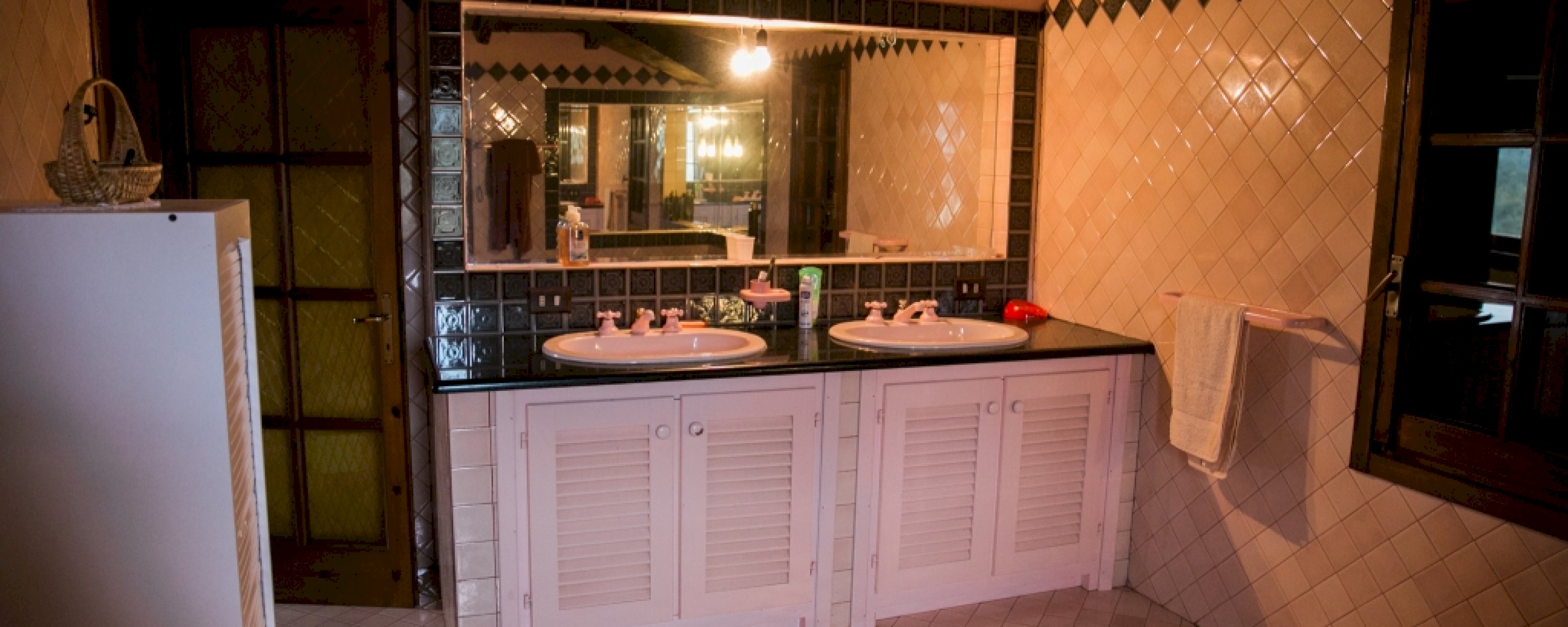 Olbia - Villa immersa nella macchia mediterranea