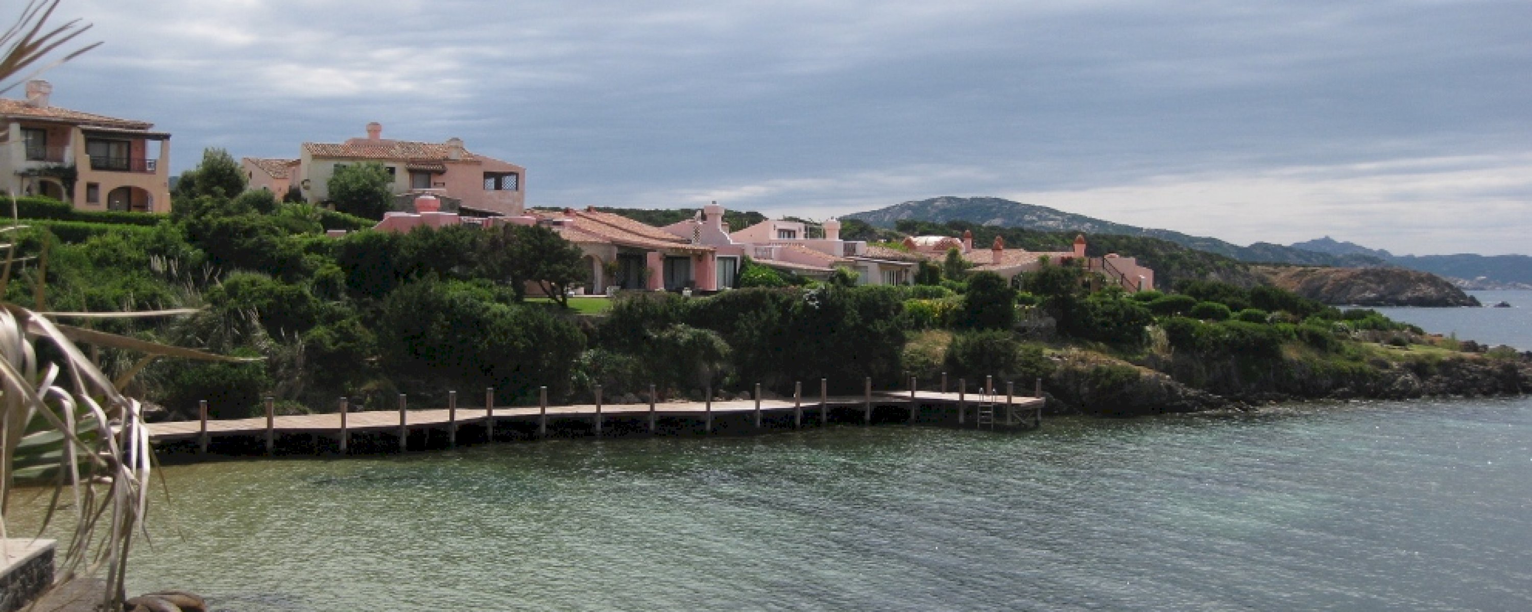 Porto Cervo - ampio appartamento con giardino