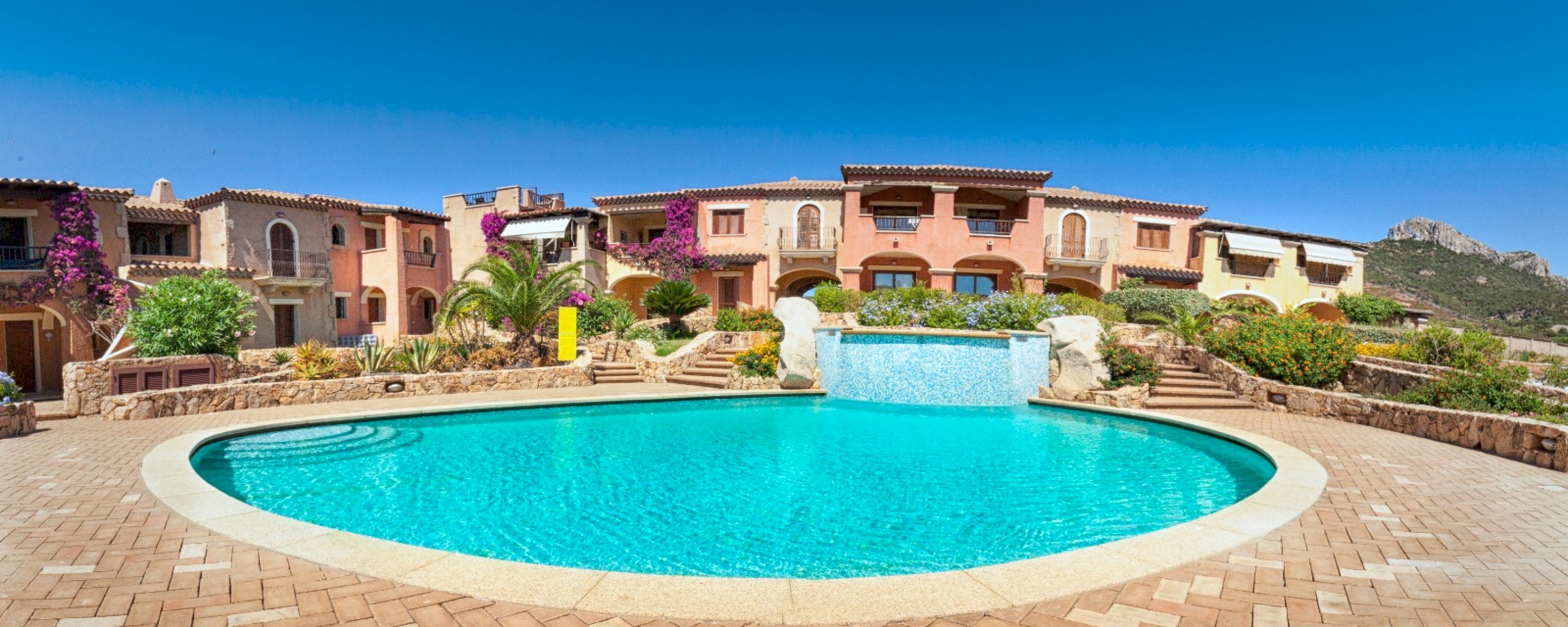 Golfo Aranci - Trilocale in residence con piscina 