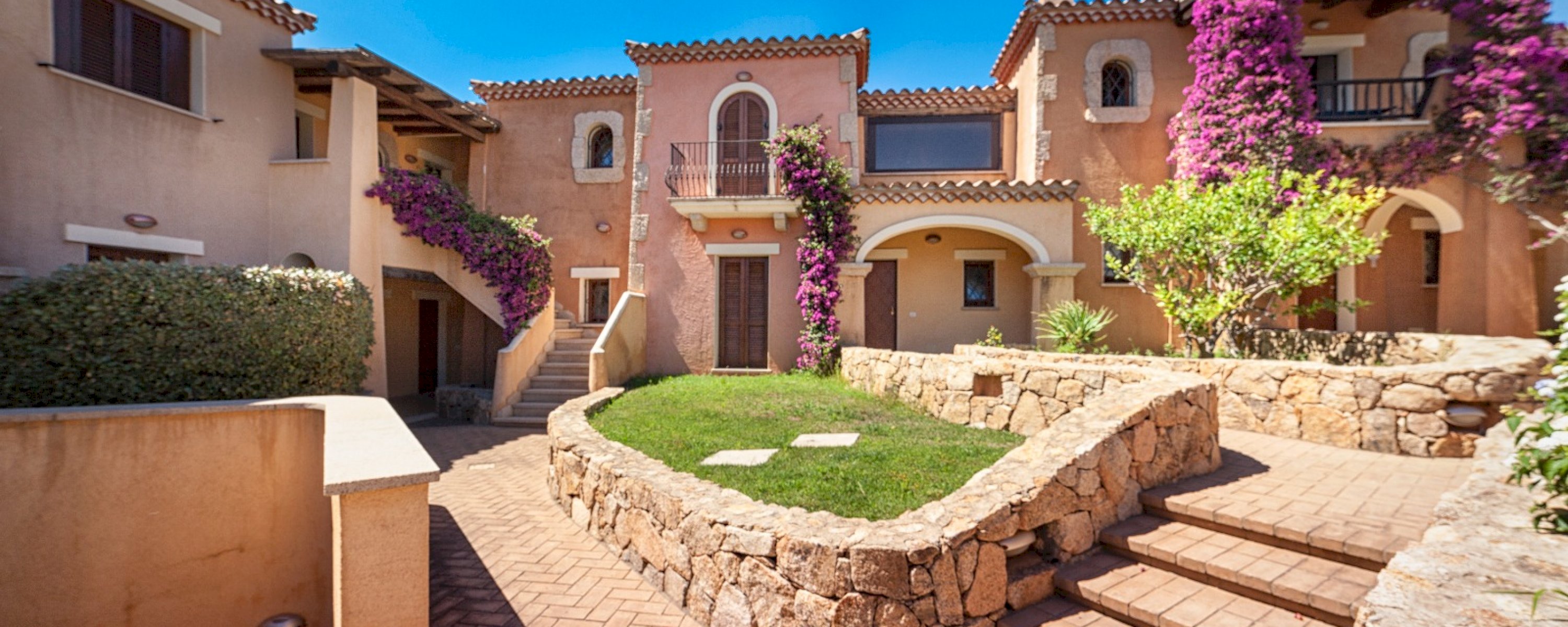 Golfo Aranci - Trilocale in residence con piscina 