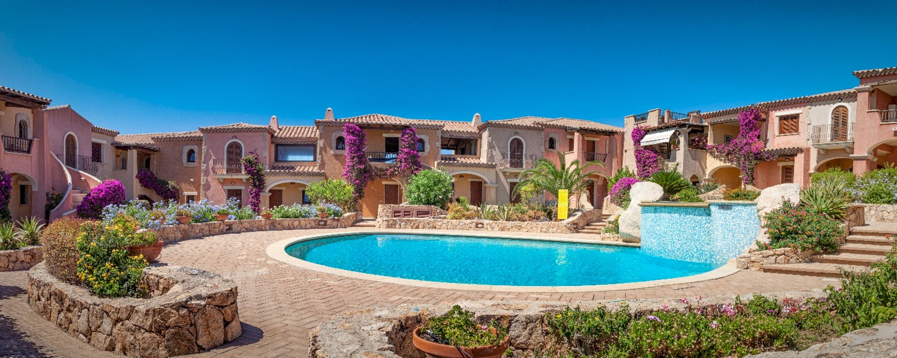 Golfo Aranci - Trilocale in residence con piscina 