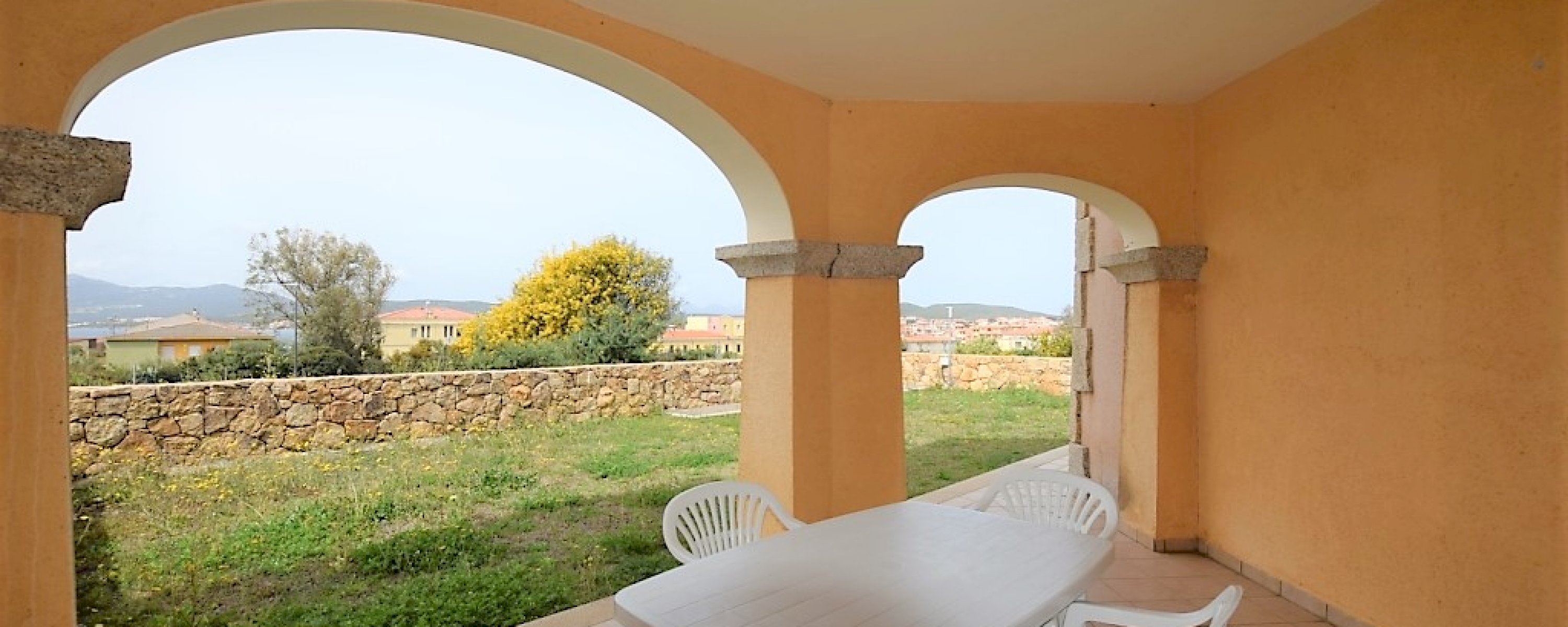 Golfo Aranci - Trilocale in residence con piscina 