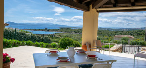 Terraced house in Cala Delfino