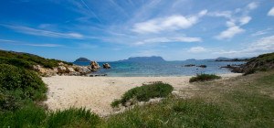 Villetta caposchiera su Cala Delfino