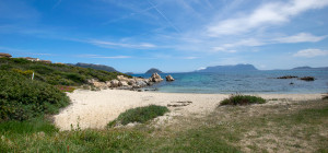 Villetta caposchiera su Cala Delfino