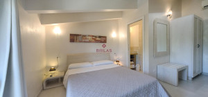 Olbia centro, antico ed elegante palazzo completamente ristrutturato ed adibito a Bed and Breakfast