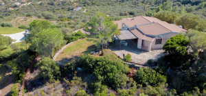 Cugnana - Villa vista mare con ampio terreno