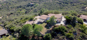 Cugnana - Villa vista mare con ampio terreno