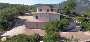 Cugnana - Villa vista mare con ampio terreno