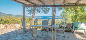 Cugnana - Villa vista mare con ampio terreno