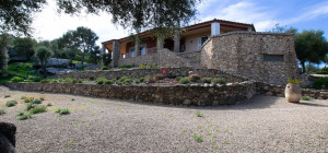 Arzachena: detached villa on one level with panoramic view