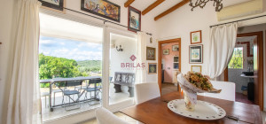 Villa in località La Mendula, Arzachena, con ampio terreno a pochi minuti dalle spiagge della Costa Smeralda