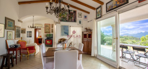 Villa in località La Mendula, Arzachena, con ampio terreno a pochi minuti dalle spiagge della Costa Smeralda