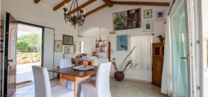 Villa in località La Mendula, Arzachena, con ampio terreno a pochi minuti dalle spiagge della Costa Smeralda