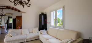Villa in località La Mendula, Arzachena, con ampio terreno a pochi minuti dalle spiagge della Costa Smeralda