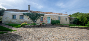 Stazzo ristrutturato a San Pantaleo