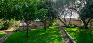 Stazzo ristrutturato a San Pantaleo