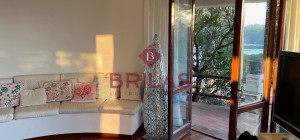 Villa surrounded by greenery with splendid sea views