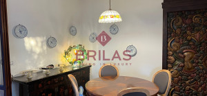 Villa surrounded by greenery with splendid sea views