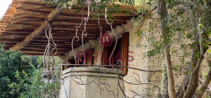 Villa surrounded by greenery with splendid sea views