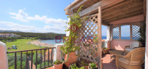 Elegant seaside apartment in Cala del Faro