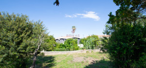 Villa Fronte Mare a Pittulongu (Olbia) - Ottima Posizione con Potenziale di Ristrutturazione