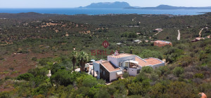 Seaview Villa with Swimming Pool in Suiles