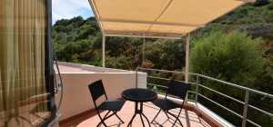 Seaview Villa with swimming pool in Suiles