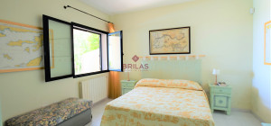 Seaview Villa with swimming pool in Suiles