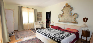 Seaview Villa with swimming pool in Suiles