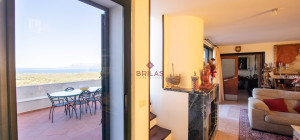 Seaview Villa with swimming pool in Suiles